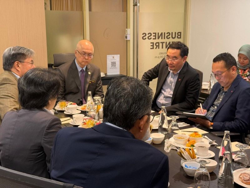 SACOFA, Maxis and SMA Explore Strategic Collaboration for Future Connectivity